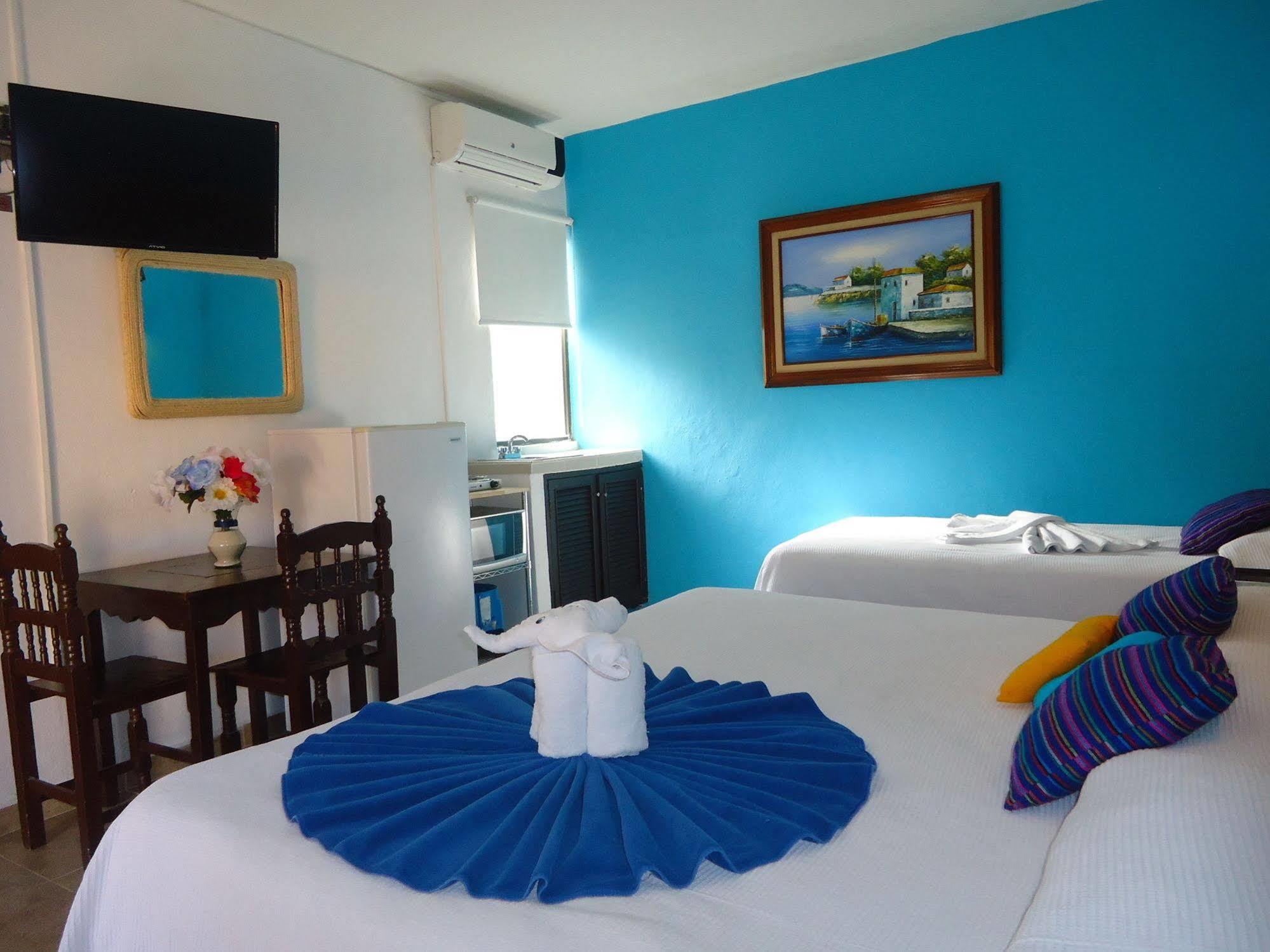 El Acuario Hotel Playa del Carmen Exteriör bild
